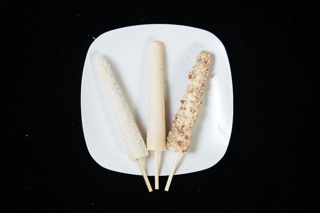 MG Khoya Kulfi.